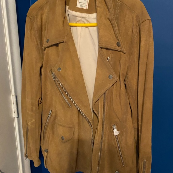 WeTheFree Beige Suede jacket . 100% Cow Leather. NWOT. Beige. Size medium - Picture 2 of 10
